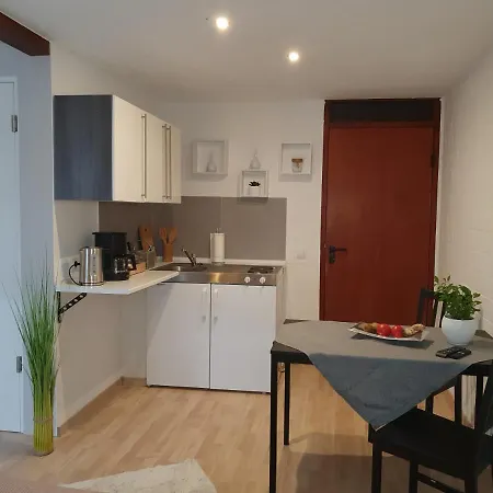 Privat , Eigene Eigang, Eigene Badezimmer, Und Eigene Kueche Straelen