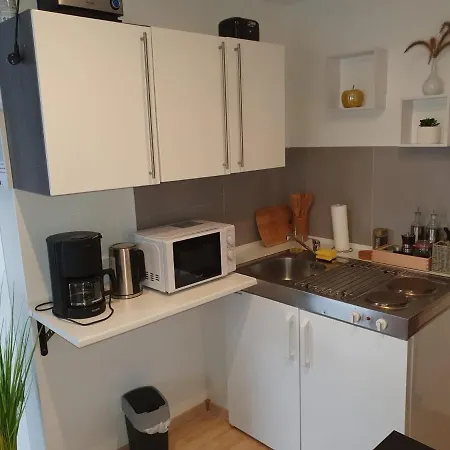 Privat , Eigene Eigang, Eigene Badezimmer, Und Eigene Kueche Appartement Straelen
